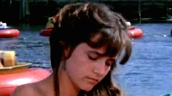 Леа Томпсон чуть не стала приманкой для акулы в «Челюстях 3»