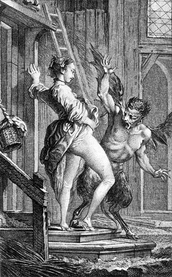 Fransız yazar Rabelais ise vulvasını göstererek şeytanı korkutup kaçıran bir kadının hikâyesini anlatmış.