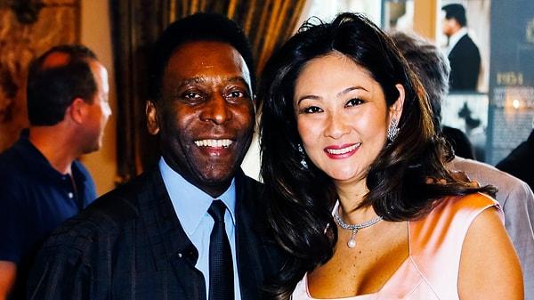 Pele, son evliliğini ise Marcia Aoki ile 2016 yılında gerçekleştirdi. Bu evliliğinden hiç çocuğu olmadı.