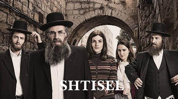 Netflix'in dikkat çeken İsrail dizisi Shtizel'den uyarlanan dizide, yıllar sonra terk ettiği mahallesine geri dönen Gamze ve mahalledeki camii hocasının oğlu Ömer’in tüm engellere rağmen tutunacakları aşklarını izleyeceğiz.