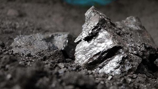 7. Taş kömürü yataklarının oluşması, hangi jeolojik zamanda gerçeklemiştir?