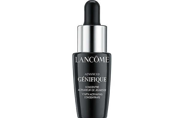 Daha güçlü ve daha genç bir cildin sırrı: Lancome Advanced Genifique Onarıcı Serum