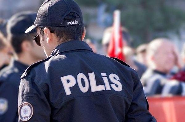 Zafer Partisi Genel Başkanı Ümit Özdağ, polis teşkilatına da AK Parti tarafından büyük bir baskı yapıldığını da iddia etti.