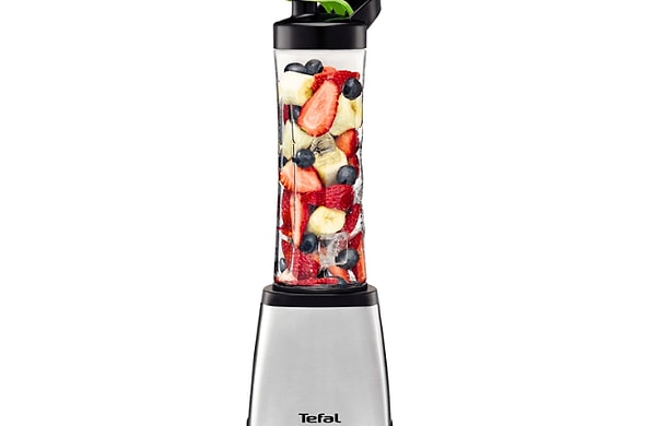 8. Güne sağlıklı bir başlangıç yapmayı tercih edenlere: Tefal Onthego Smoothie Blender