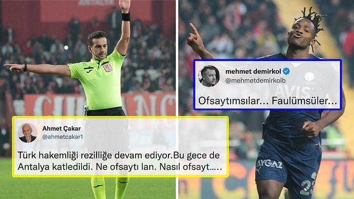 Antalyaspor'un Son Dakikada İptal Edilen Golünün Damga Vurduğu Fenerbahçe Maçına Sosyal Medyadan Tepkiler