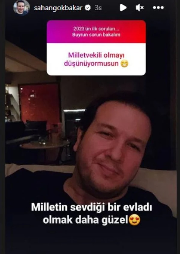 Gökbakar'ın takipçilerinden biri oyuncuya "Milletvekili olmayı düşünüyor musun?" diye bir soru sordu. Kendisine gelen soruyu "Milletin sevdiği bir evladı olmak daha güzel" şeklinde yanıtlayan Şahan Gökbakar siyasete adım atmayacağını dile getirdi.