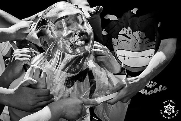 24. "Свадебные улыбки" Фото Юань Мана (Китай)