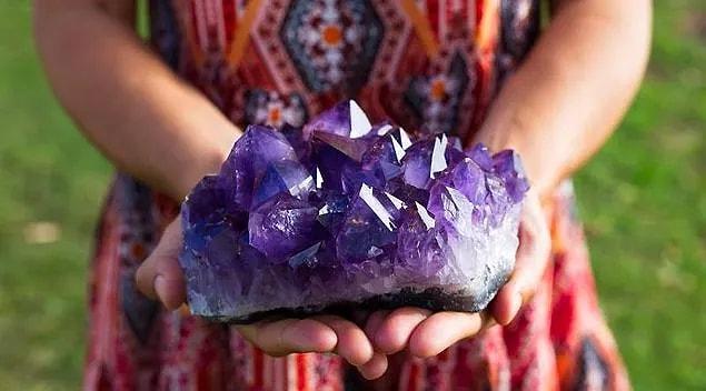 How Is the Amethyst Stone Formed?
