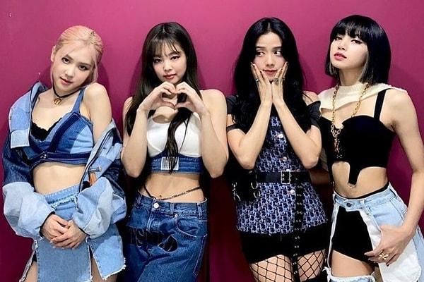 Jisoo, Jennie, Rosé ve Lisa isimli dört üyeden oluşan grup viral olan 'How You Like That' şarkısının ardından bu sene 'Pink Venom' ve 'Shut Down' ile sağlam bir dönüş yaptı.