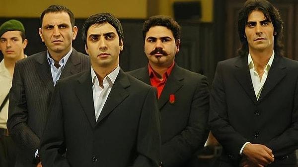 Efsanevi dizilerinden bir tanesi olan Kurtlar Vadisi, Türk televizyonu tarihi açısından hala önemli bir yere sahip.