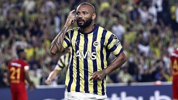 Fenerbahçe'de sakatlığının ardından bireysel çalışmalara başlayan Pedro dışında eksik oyuncu bulunmuyor.