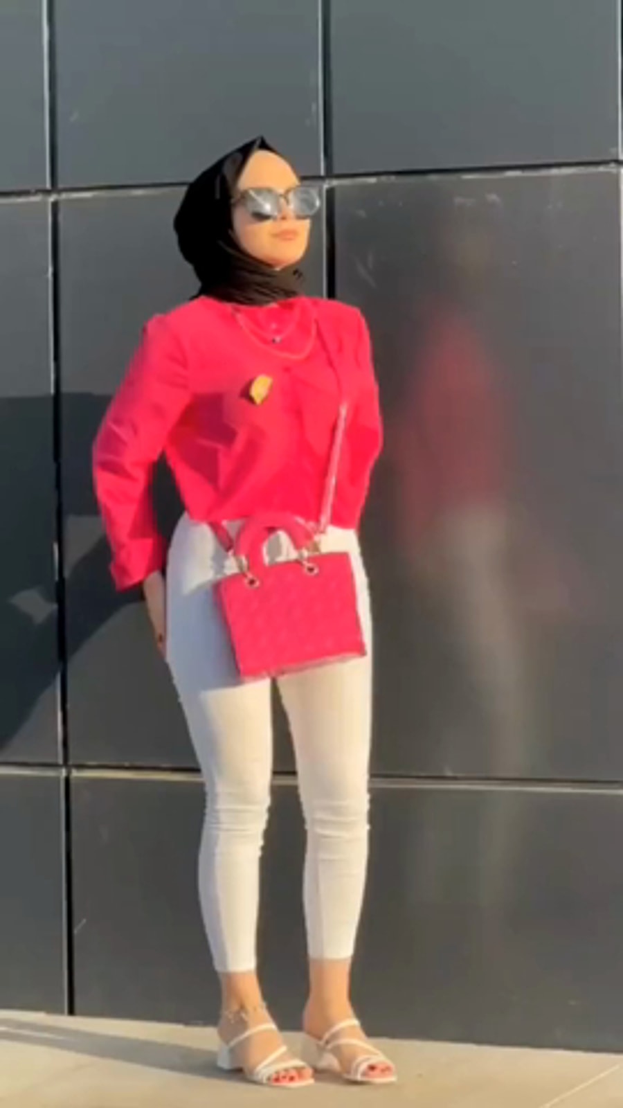 Tesettürlü TikTok Fenomeni Esra Rabia Ünal