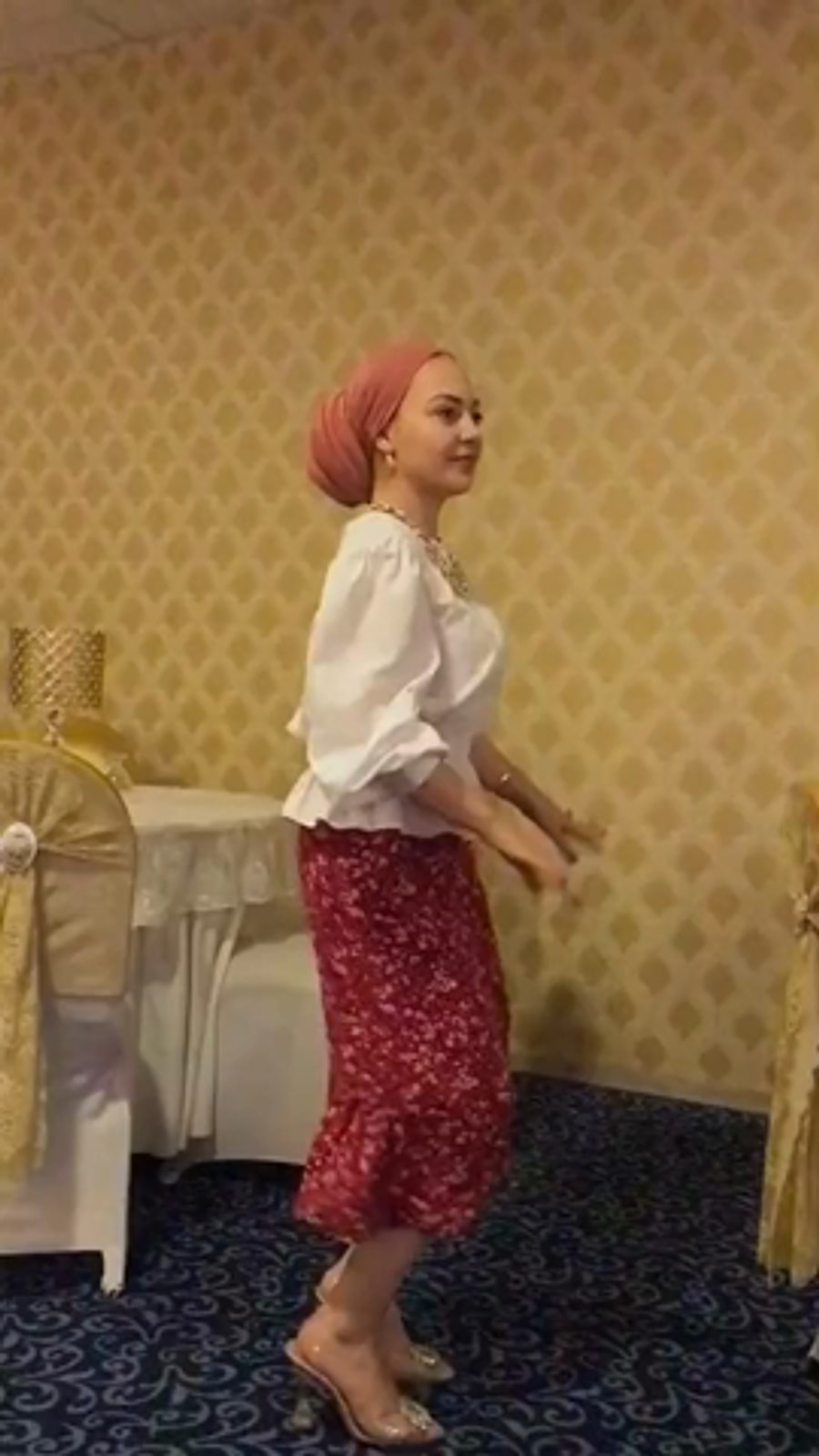 Tesettürlü TikTok Fenomeni Esra Rabia Ünal