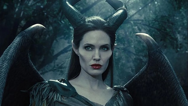 Nefretle Takdir Aras�nda Performans Sergileyen K�t�l���n V�cut Bulmu� Hali Oyuncular