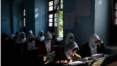 Taliban: 'Kadınların Eğitimini Yasaklamadık, Erteledik'