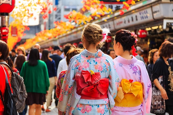 Aslında Çok Benziyorlar: Kimono ve Yukata Arasındaki Fark Nedir?