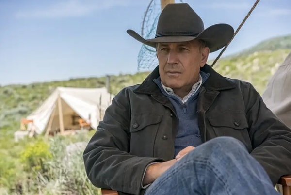 Лучший актер в драматическом сериале: Кевин Костнер («Йеллоустоун»)