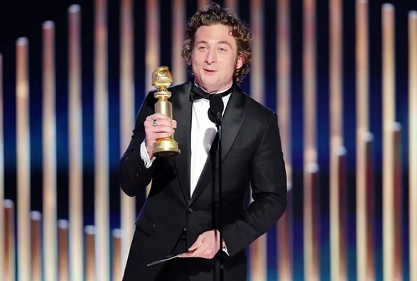 Лучший актер в мюзикле или комедии: Джереми Аллен Уайт («Медведь»)