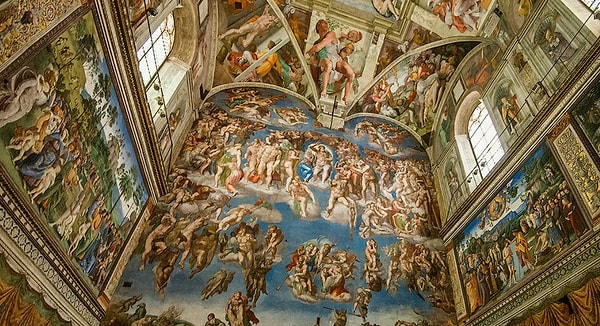 5. Кто сделал роспись Сикстинской капеллы?