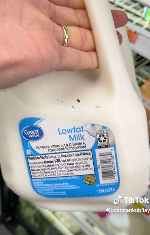 1 galon yani neredeyse 4 litre olan sütün fiyatı 3 dolar 19 cent.