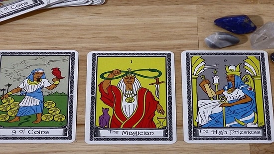 Bu Tarot Falı Sana Tatile Çıkacağın Günü Söylüyor!