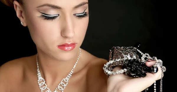 Вы — Жадность!