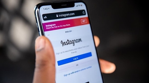 Instagram'da sadece popüler trendleri takip etmek artık yeterli değil. Etkileşim için bazı minik kurnazlıklar gerekiyor.