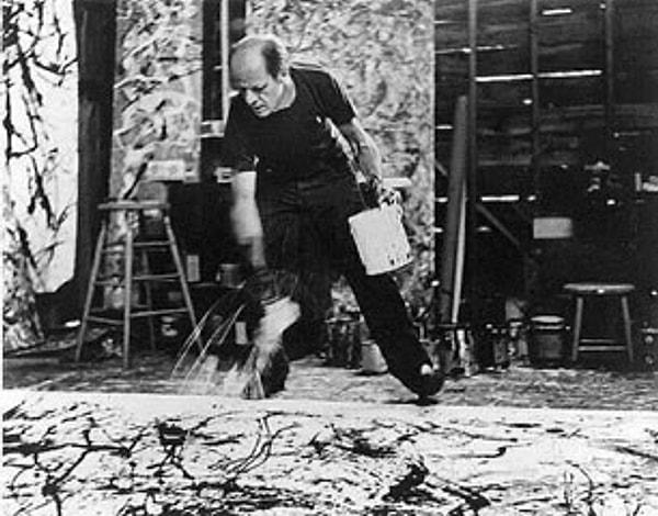 Ve böylece sanatçılar, insanların sevdiği veya istediği şeyleri resmetme zorunluluğundan kurtuldu. Bu sebeple, Monet bahçesindeki zambakları iki yüz elliden fazla boyarken, Jackson Pollock da stüdyosunun etrafına boya atmaya ve yeni bir tarz oluşturmaya başladı.