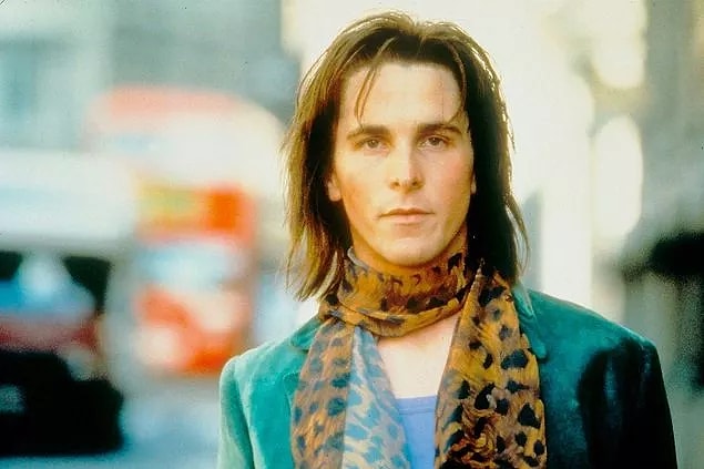 19. Velvet Goldmine - 1998 - IMDb: 6.9
