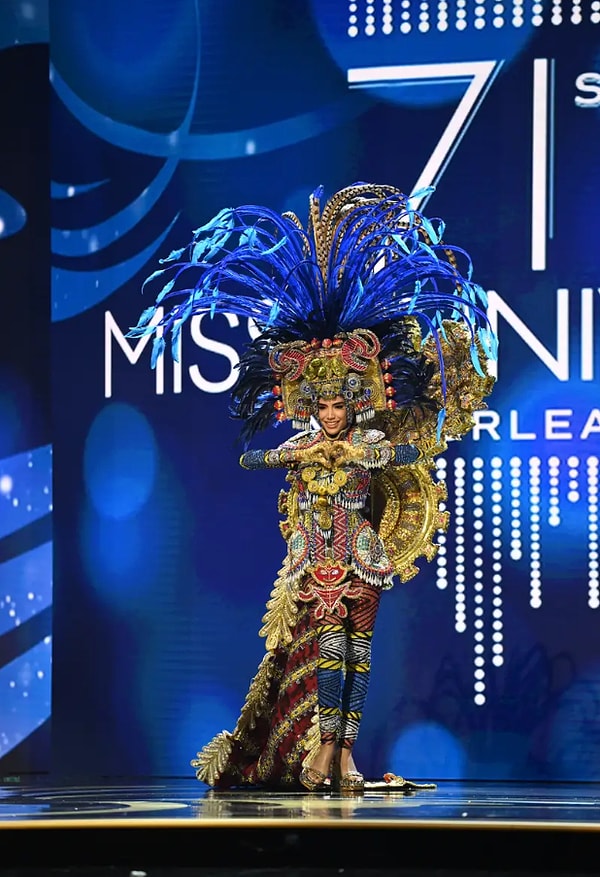 У Мисс Панама был один из самых красочных костюмов