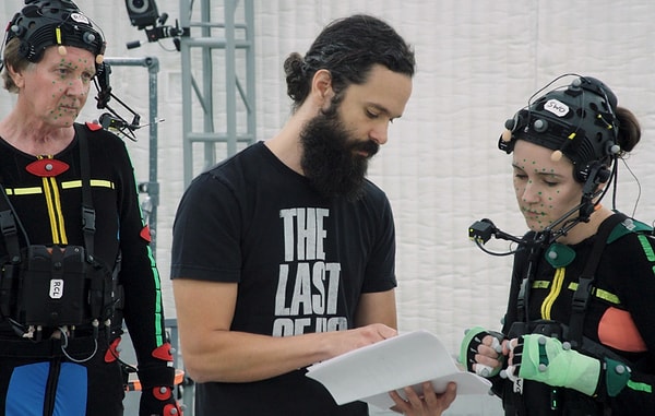 Neil Druckmann da etkilendiğini belirtti.