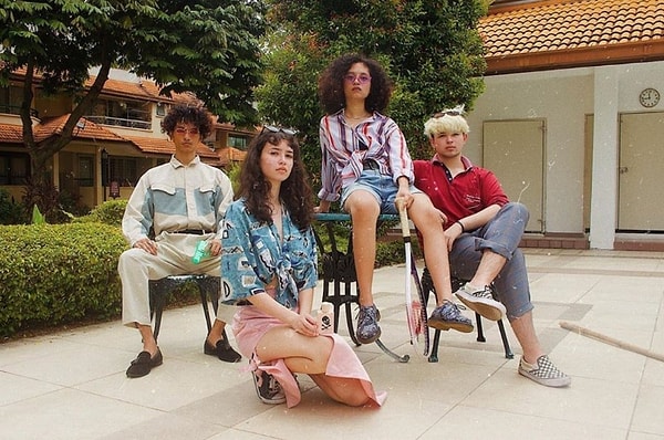 А теперь подберем верх: