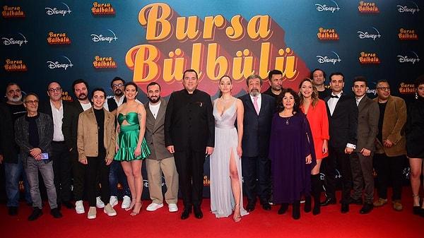 Yapımcılığını BKM'nin üstlendiği, senaristliğini ve yönetmenliğini ise Ata Demirer'in yaptığı Bursa Bülbülü'nün gala gecesi 10 Ocak'ta düzenlendi.