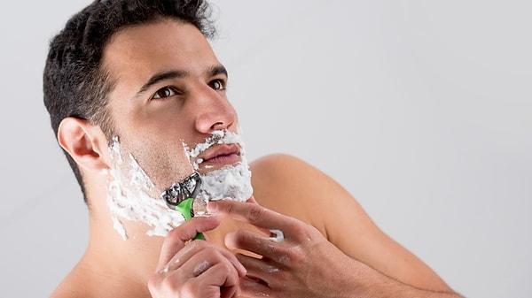7. Pürüzsüz bir tıraş deneyimi yaşamak istiyorsanız tıraş jeli seçimi çok önemli.