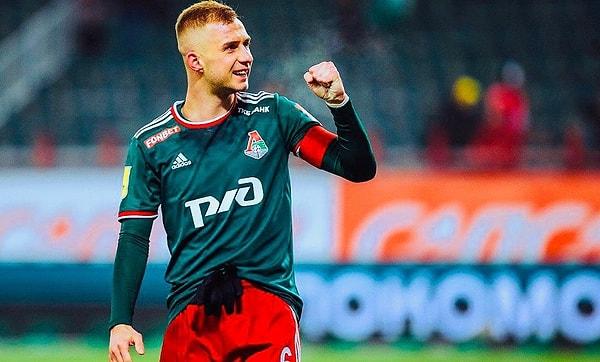 5. Beşiktaş, Lokomotiv Moskova'da forma giyen 26 yaşındaki orta saha Dmitri Barinov'u transfer etmek için oyuncu ve kulübüyle görüşmelere başladı. (Sabah)