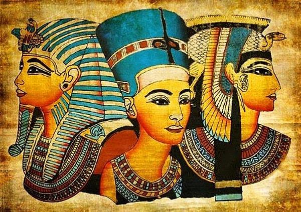 Eski Mısır'da makyaj yapanlar sadece yüksek statüye sahip erkekler değildi. Farklı sebeplerle, tüm sınıflarda erkeklerde makyaj oldukça popülerdi.