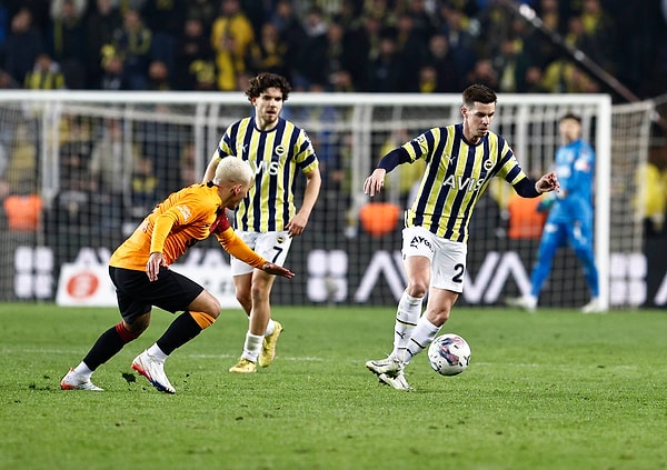 Geçen hafta evindeki derbide Galatasaray'a 3-0 mağlup olan Fenerbahçe, yeni haftada Gaziantep'te sahaya çıkacak.