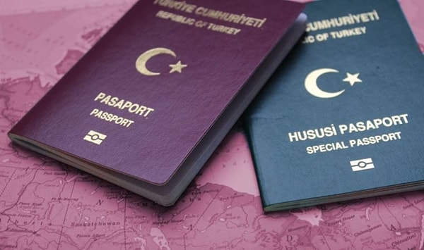 Eğer pasaport olması mecburi bir ülkeye seyahat edecekseniz, ilk olarak pasaport başvurusunda bulunmalısınız.