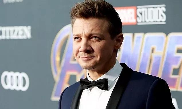 Everyone knows Jeremy Renner, who gave life to one of the most beloved characters of the Marvel Cinematic Universe, ‘Hawkeye'.