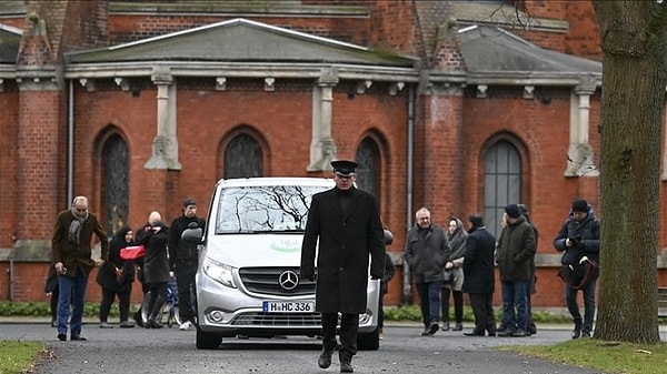 Hastaneye kaldırılan baba Abdülkadir Sargın, 14 Aralık'ta beyin kanamasından öldü. Abdülkadir Sargın'ın cenazesi vefattan bir gün sonra otopsi için adli tıp kurumuna gönderildi. Otopsinin ardından cenaze nakil firmasına Sargın'ın cenazesi diye başka bir cenaze teslim edildi.