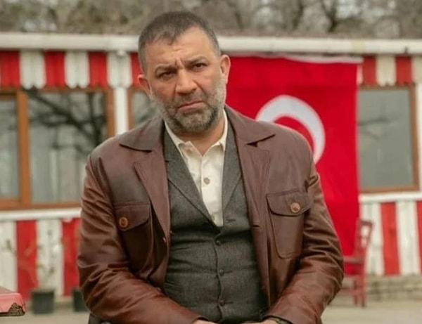 Gazeteci Birsen Altuntaş'ın haberine göre, birçok teklifi değerlendiren Şevket Çoruh Fox Tv ekranlarında yayınlanacak 'Tetikçi' dizisiyle anlaşmaya vardı.