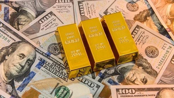 Altın zirvelerde gezmeye devam ederken, ons altın 1.916 dolardan, gram altın da 1.157 liradan işlem gördü. Dolar/TL 18,78, euro/TL de 20,33 seviyesinden karşılık buldu.