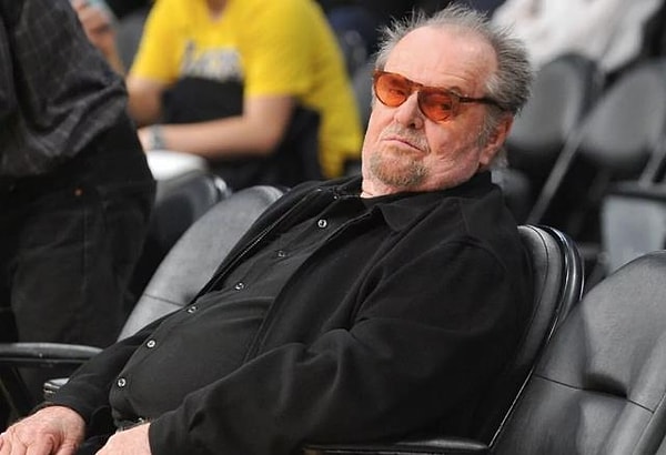 Yine basında yer alan iddialara göre -ki bunlar henüz hiçbiri kanıtlanmamış söylemler-, Jack Nicholson son olarak 2021 yılında bir basketbol maçında görüntülendi.