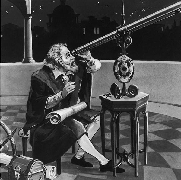 4. Gözlük yapma işiyle uğraşan Hans Lippershey teleskobu icat eden kişiydi.