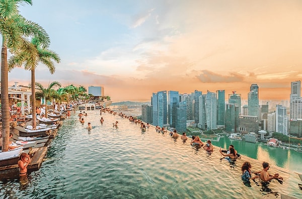 4. Где находится залив Марина-Бэй?