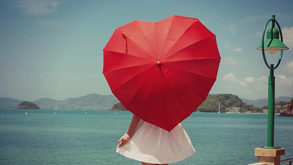 18. Зонт в виде сердца