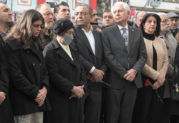 Törene Dink'in ailesi, yakınları ile arkadaşlarının yanı sıra HDP Eş Genel Başkanı Pervin Buldan, CHP İstanbul Milletvekili Sezgin Tanrıkulu, Tunceli Belediye Başkanı Fatih Mehmet Maçoğlu da katıldı.