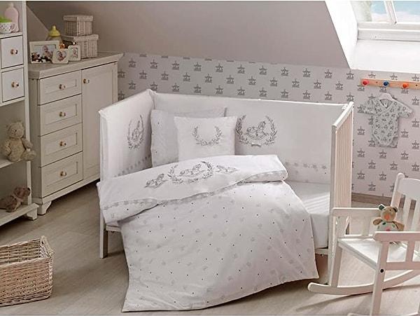 6. Bebeğinizin odasını güzelleştirecek Taç Bebek Uyku Seti...