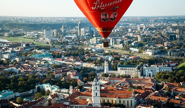 9. А сейчас выберите рандомную страну, в которую хотели бы поехать: