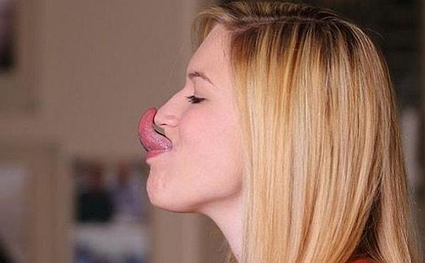 7. Dilini burnuna değdirebiliyor musun diye sorsak?